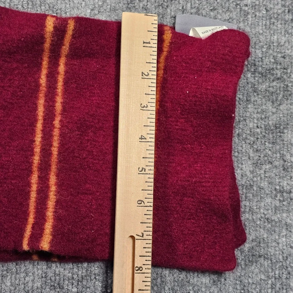 Harry Potter Gryffindor Scarf 100% Lambswool Made in Scotland Wizarding World